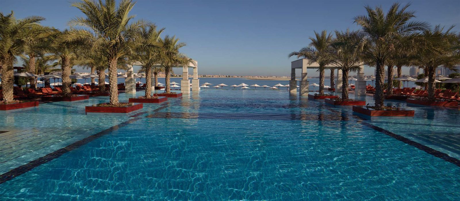 Luxury Dubai Holiday Packages Jumeirah Zabeel Saray Header1