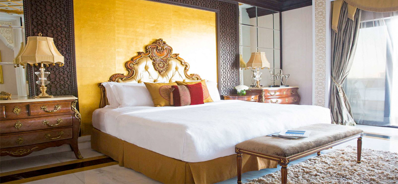 Luxury Dubai Holiday Packages Jumeirah Zabeel Saray Imperial One Bedroom Suite Bedroom1