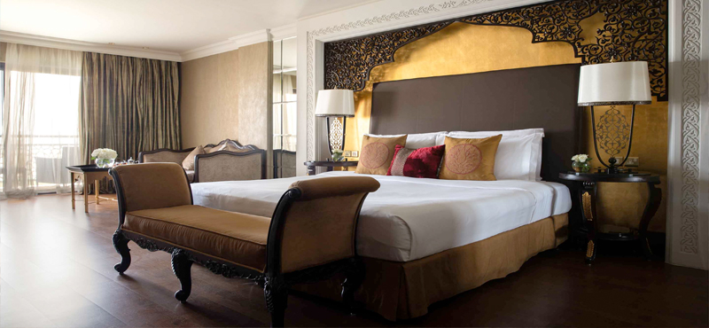 Luxury Dubai Holiday Packages Jumeirah Zabeel Saray Superior King Room Bedroom
