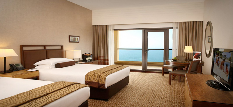 Luxury Dubai Holidays Amwaj Rotana Premium Sea View Room1