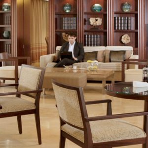 Luxury Dubai Holidays Amwaj Rotana Lounge