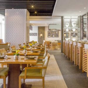 Luxury Dubai Holidays Amwaj Rotana Restaurant