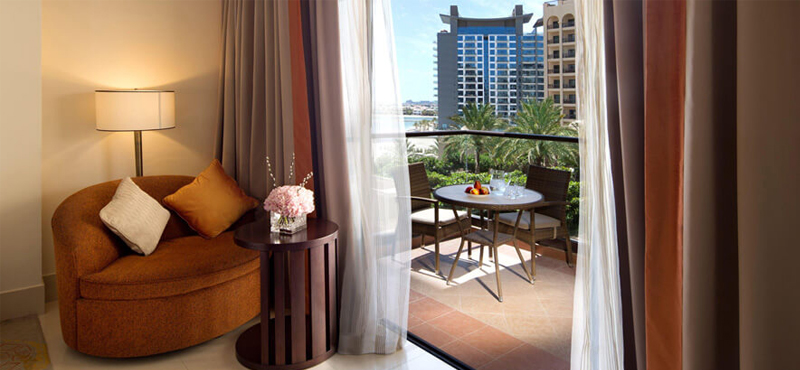Luxury Dubai Holidays Fairmont The Palm Fairmont Gold Room 2