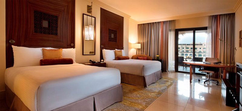Luxury Dubai Holidays Fairmont The Palm Fairmont Gold Room 5