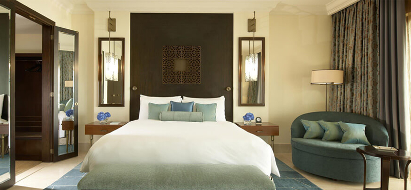 Luxury Dubai Holidays Fairmont The Palm Signature Suite