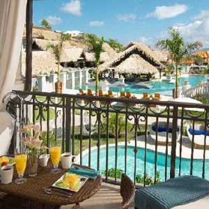 Luxury Grenada Holiday Packages Sandals Grenada South Seas Waterfall River Pool Junior Suite With Balcony Tranquility Soaking Tub2