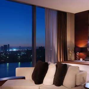 Luxury Holidays Abu Dhabi - Fairmont Bab Al Bahr - Bedroom
