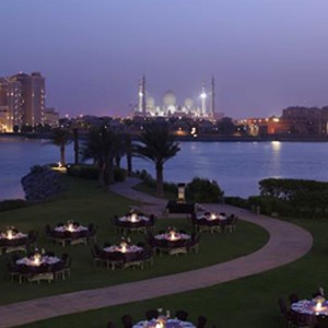 Luxury Holidays Abu Dhabi - Fairmont Bab Al Bahr - Nightlife