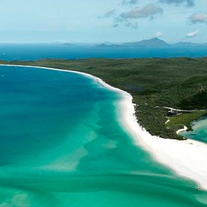 Luxury Holidays Australia - Quarry, Hamilton Island - Beach Aerial