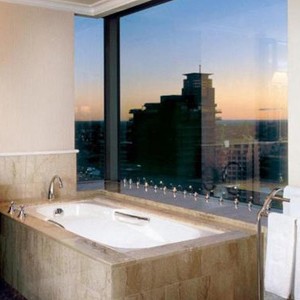 Luxury Holidays Australia - Shangri-La Hotel - Bathroom