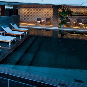 Luxury Holidays Bangkok - Lit - Pool