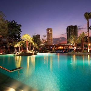 Luxury Holidays Bangkok - Shangri - La Hotel - Pool