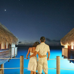 Luxury Holidays Bora Bora - Pearl Beach Resort - Nightlife