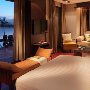 Luxury Holidays Dubai - Anantara The Palm Dubai - Beach Villa