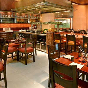 Luxury Holidays Dubai - Grand Hyatt - Restaurant