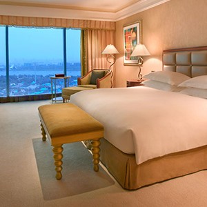 Luxury Holidays Dubai - Grand Hyatt - Suite