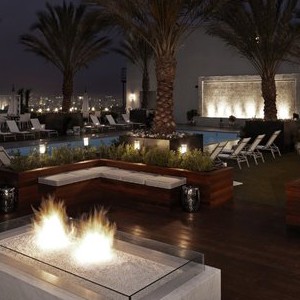 Luxury - Holidays - London West Hollywood - Hollywood Night Bar