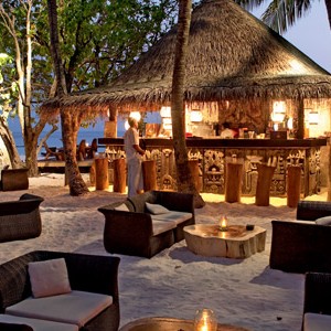 Luxury - Holidays - Maldives - Constance Moofushi - Beach Bar