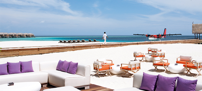 Luxury - Holidays - Maldives - Constance Moofushi - Manta Bar 2