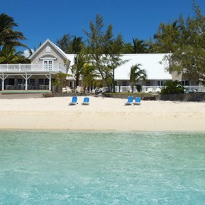 Luxury-Holidays-Mauritius-Astroea-Beach-Hotel-Exterior