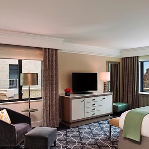 Luxury Holidays New York - Loews Regency - Bedroom