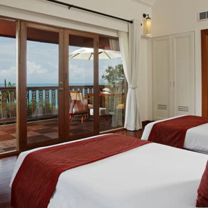 Luxury-Holidays-Phuket-Centara-Villas-Bedroom