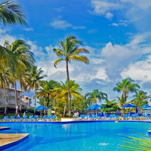 Luxury-Holidays-St-Lucia-St-James-Club-Morgan-Bay-Pool