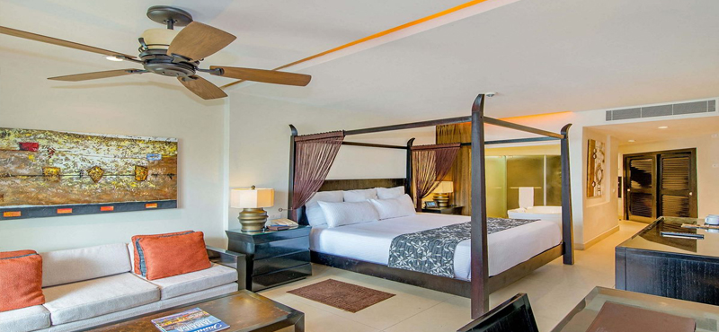 Luxury Jamaica Holiday Packages Secrets Wild Orchid Montego Bay Junior Suite Ocean Front1