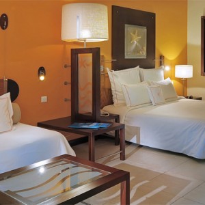 Luxury Mauritius Holiday Packages Victoria Beachcomber Resort And Spa Deluxe Ground Floor Room