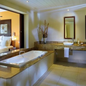 Luxury Mauritius Holiday Packages Victoria Beachcomber Resort And Spa Family Apartment 4