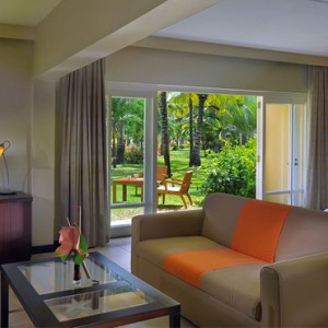 Luxury Mauritius Holiday Packages Victoria Beachcomber Resort And Spa Family Apartment 5