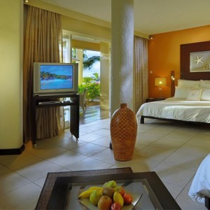 Luxury Mauritius Holiday Packages Victoria Beachcomber Resort And Spa Junior Suite 2