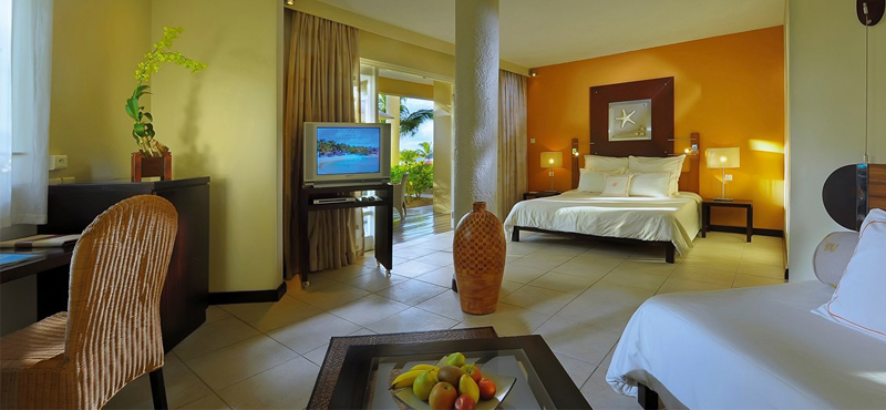 Luxury Mauritius Holiday Packages Victoria Beachcomber Resort And Spa Junior Suite 2