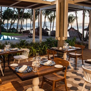Luxury Mauritius Holiday Packages Victoria Beachcomber Resort And Spa Morris Beef