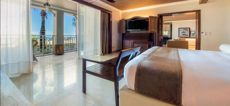 Luxury Mauritius Holiday Packages JW Marriott Mauritius Resort Beachfront Access Grand Suite7