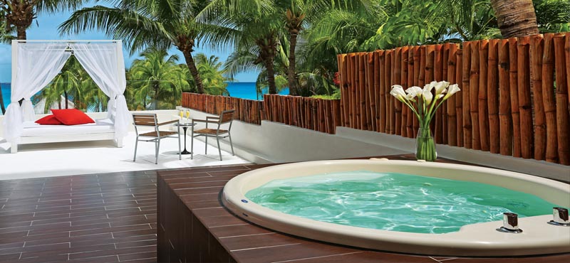 Luxury Mexico Holiday Packages Dreams Sands Cancun Resort And Spa Preferred Club Honeymoon Suite1