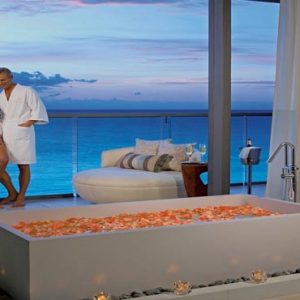 Luxury Mexico Holiday Packages Secrets The Vine Cancun Honeymoon Suite Ocean Front2