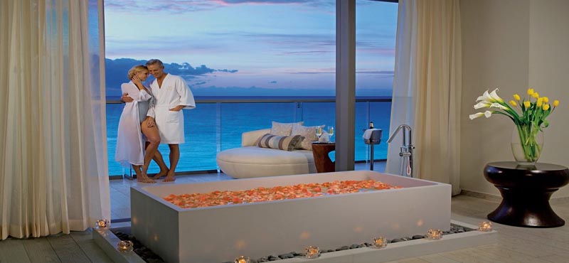 Luxury Mexico Holiday Packages Secrets The Vine Cancun Honeymoon Suite Ocean Front2