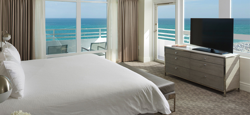 Luxury Miami Holiday Packages Fontainebleau Miami South Beach Oceanfront One Bedroom Suite With Balcony