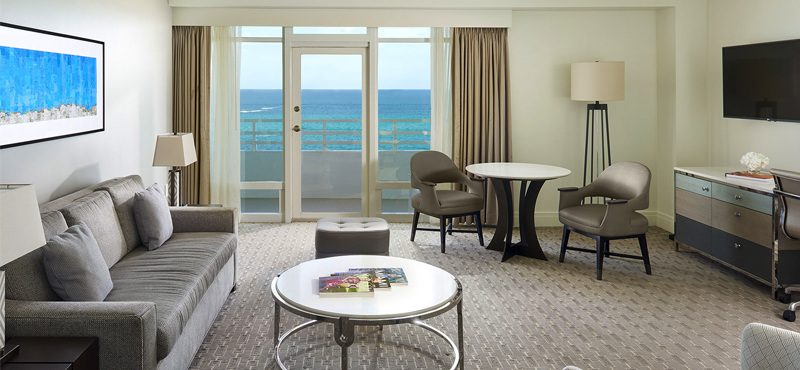 Luxury Miami Holiday Packages Fontainebleau Miami South Beach Oceanfront One Bedroom Suite With Balcony 2