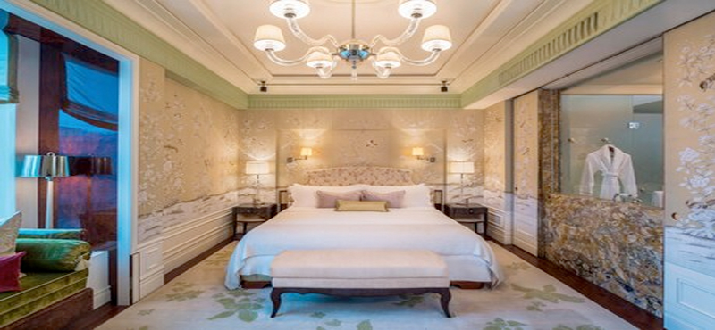 Luxury Singapore Holiday Packages The St Regis Singapore Premier Speciality Suite 1