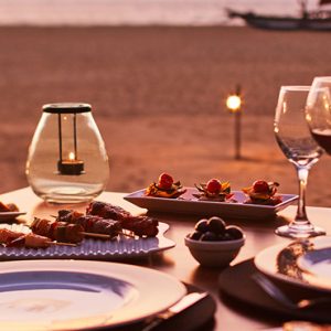 Luxury Sri Lanka Holiday Packages Jetwing BeachNegombo Dining 2