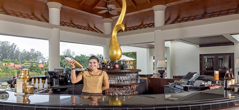 Luxury Thailand Holidays Banyan Tree Phuket Lobby Bar