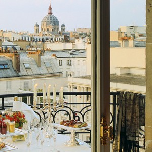 Luxury france holidays - Hotel Le Bristol - balcony