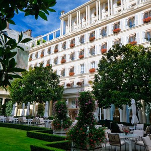 Luxury france holidays - Hotel Le Bristol - garden view