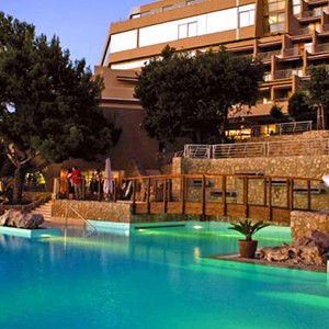 Luxury holidays croatia - Dubrovnik Palace Hotel -pool exterior