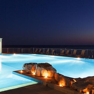 Luxury holidays croatia - Dubrovnik Palace Hotel - pool night