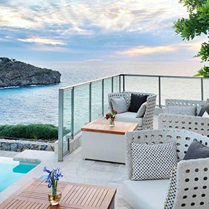 Luxury holidays spain - jumeirah port soller hotel mallorca - pool view