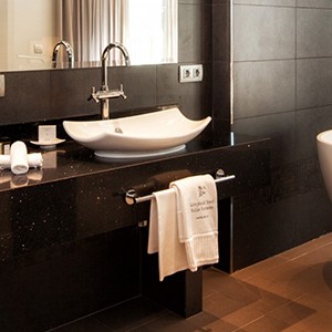 Luxury holidays spain- kempinski hotel marbellal - bathroom