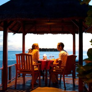 Maldives Holidays Banyan Tree Vabbinfaru In Villa Dining